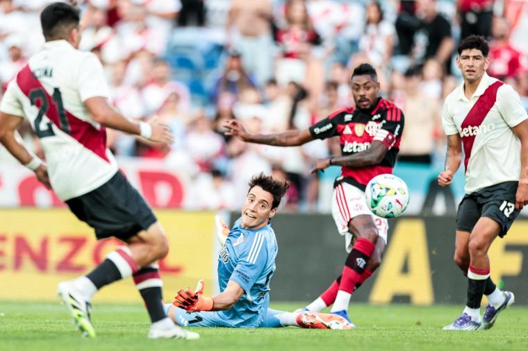 Flamengo vs River Plate en Portugal